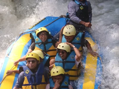 galeri-foto-rafting-hits-pangalengan-14-684c32174e4d0 galeri-foto-rafting-hits-pangalengan-14-684c32174e4d0