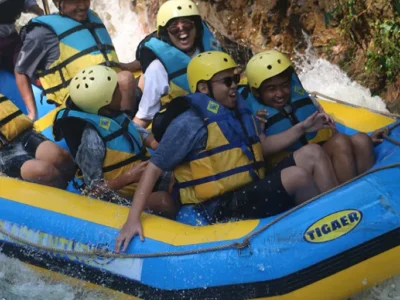 galeri-foto-rafting-hits-pangalengan-22-684c321cc8ade galeri-foto-rafting-hits-pangalengan-22-684c321cc8ade