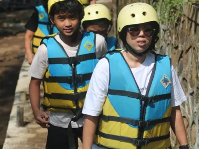 galeri-foto-rafting-hits-pangalengan-24-684c3220e3c80 galeri-foto-rafting-hits-pangalengan-24-684c3220e3c80