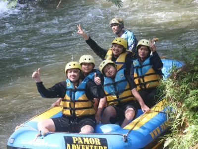 galeri-foto-rafting-hits-pangalengan-3-684c3210aea62 galeri-foto-rafting-hits-pangalengan-3-684c3210aea62