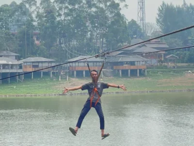 galeri-foto-rafting-hits-pangalengan-38-684c324f704f2 galeri-foto-rafting-hits-pangalengan-38-684c324f704f2